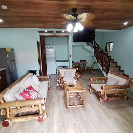 Bungalows Beachfront Hotel Punta Uva Zewnętrze zdjęcie