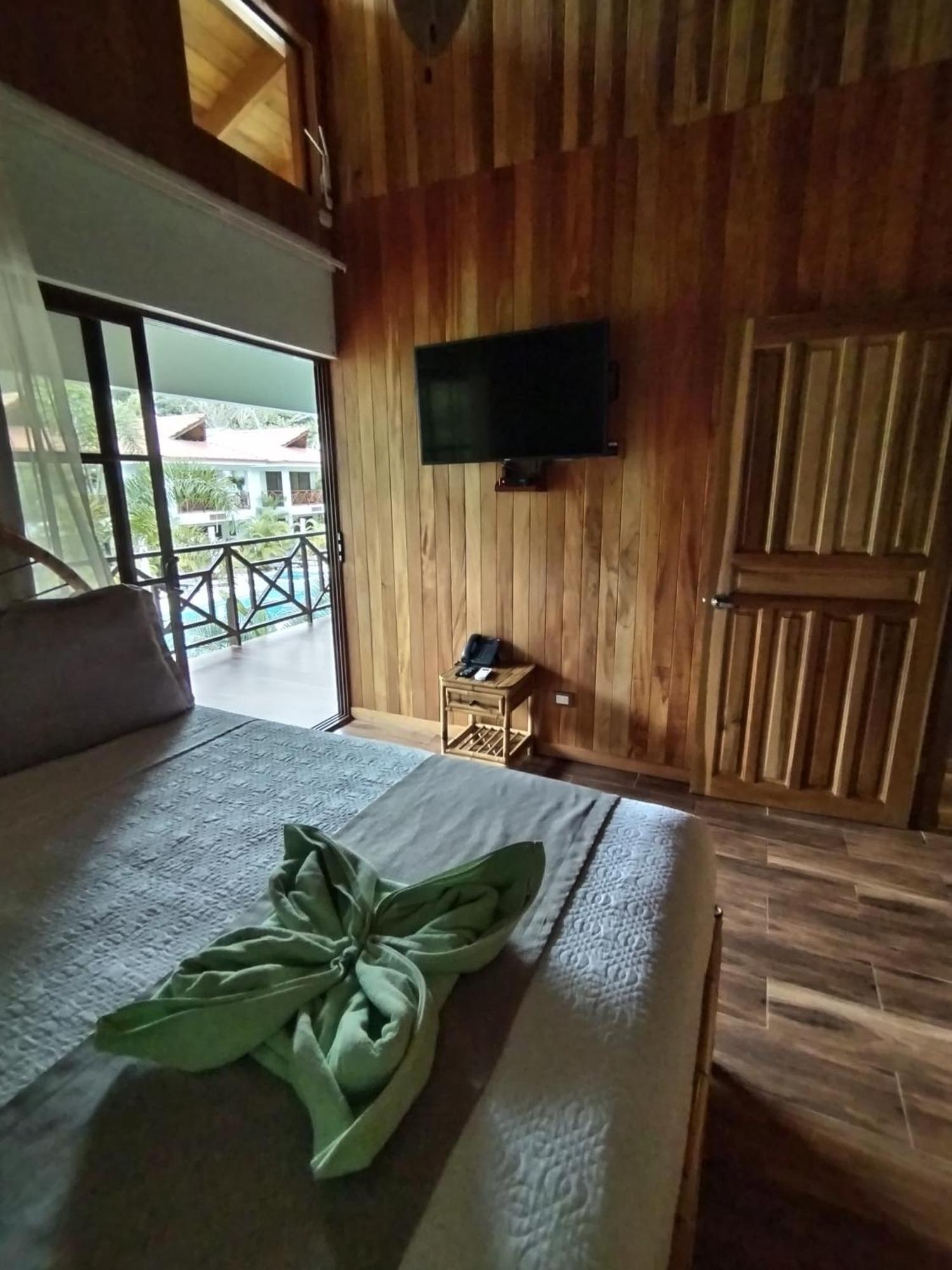 Bungalows Beachfront Hotel Punta Uva Zewnętrze zdjęcie