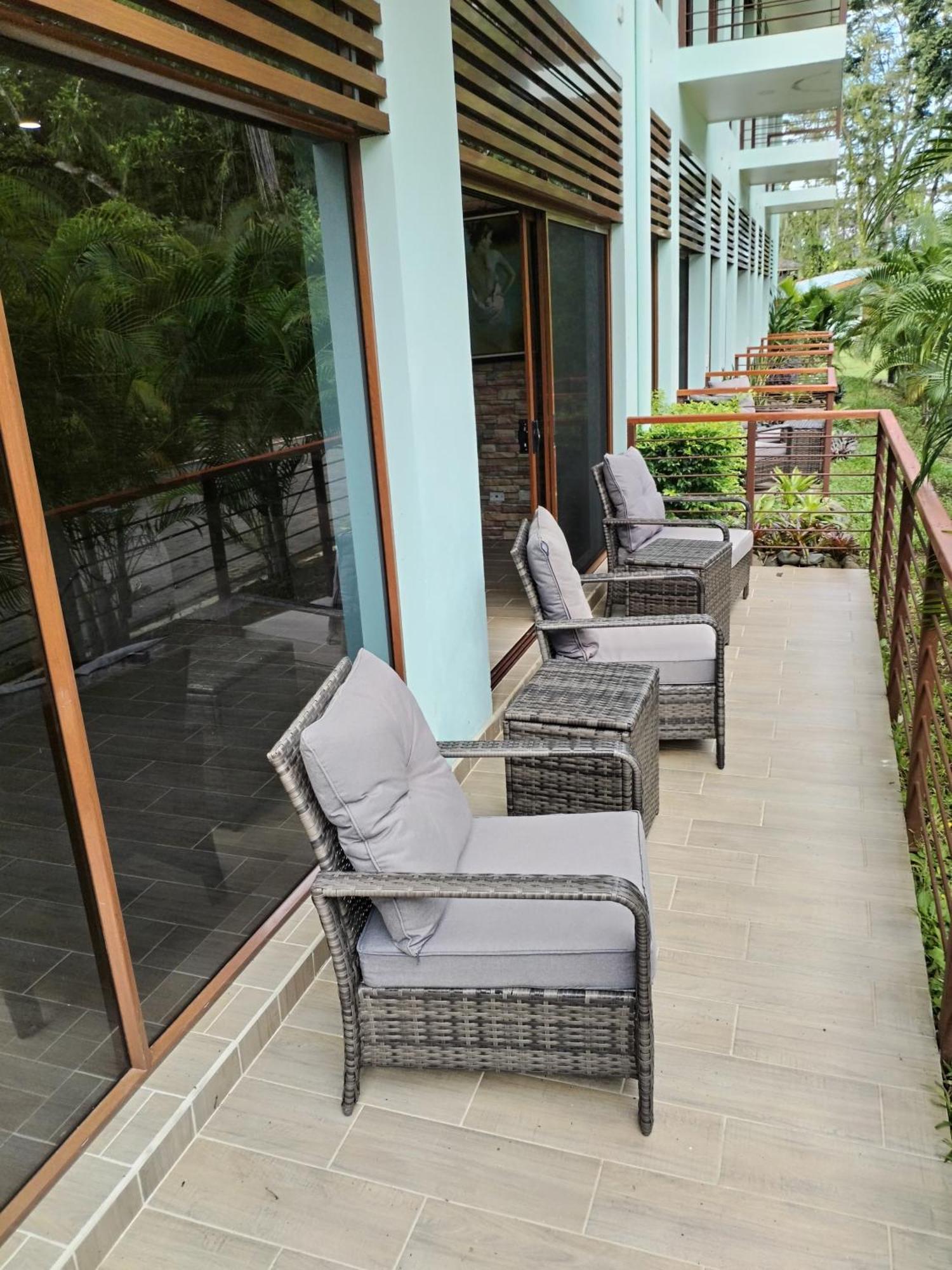 Bungalows Beachfront Hotel Punta Uva Zewnętrze zdjęcie