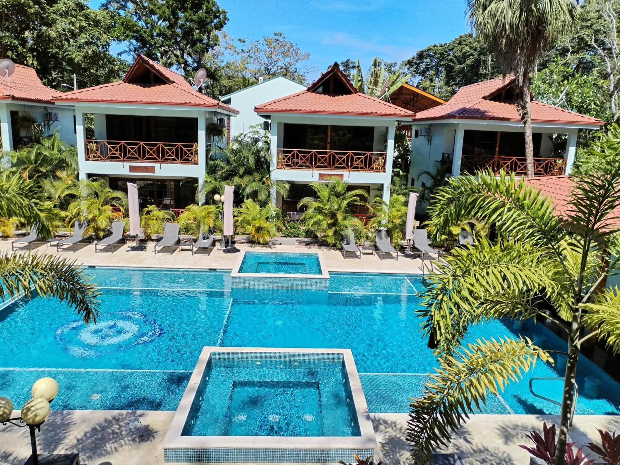Bungalows Beachfront Hotel Punta Uva Zewnętrze zdjęcie